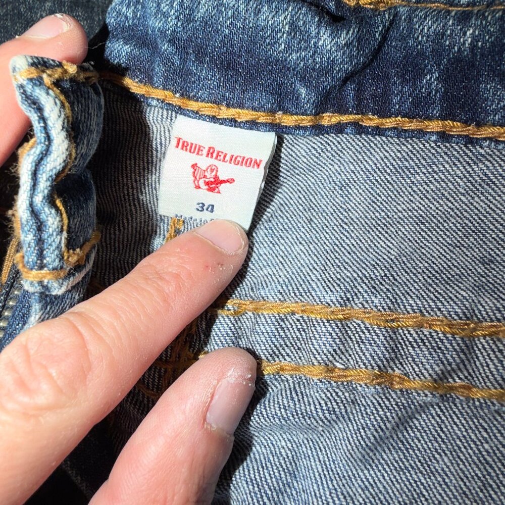 True Religion - Picture 4 of 7